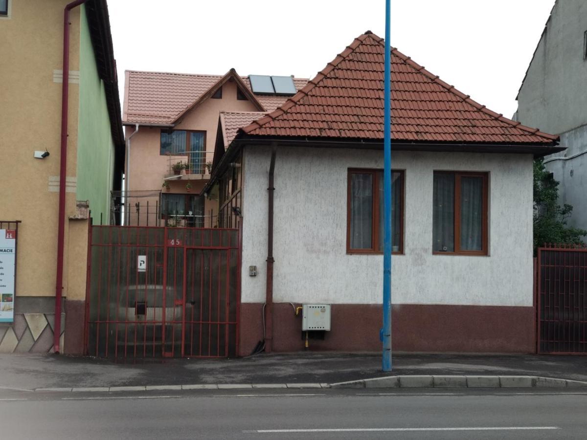 Casa Charlot Braşov Exterior foto